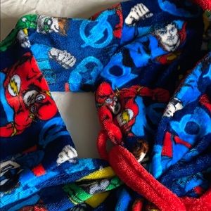 ☀️Boys size 6 Justice League Super soft robe☀️